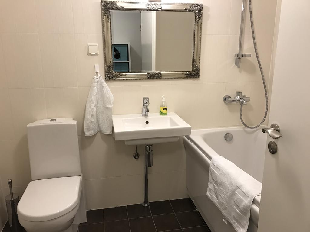 Roseni City Apartment Tallinn Bagian luar foto
